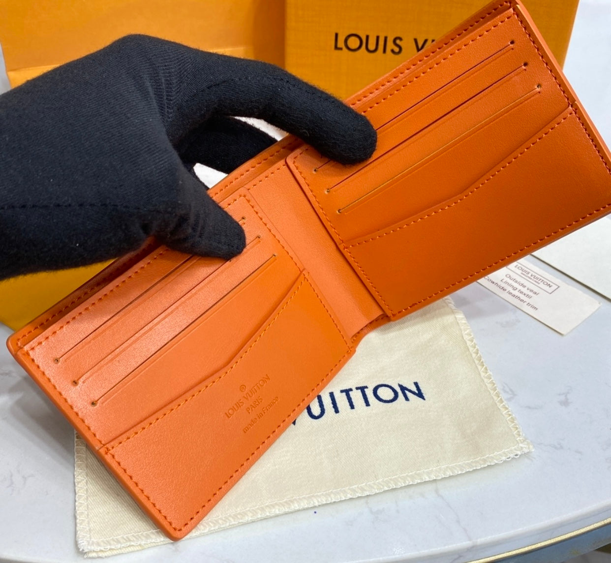 Multiple Wallet