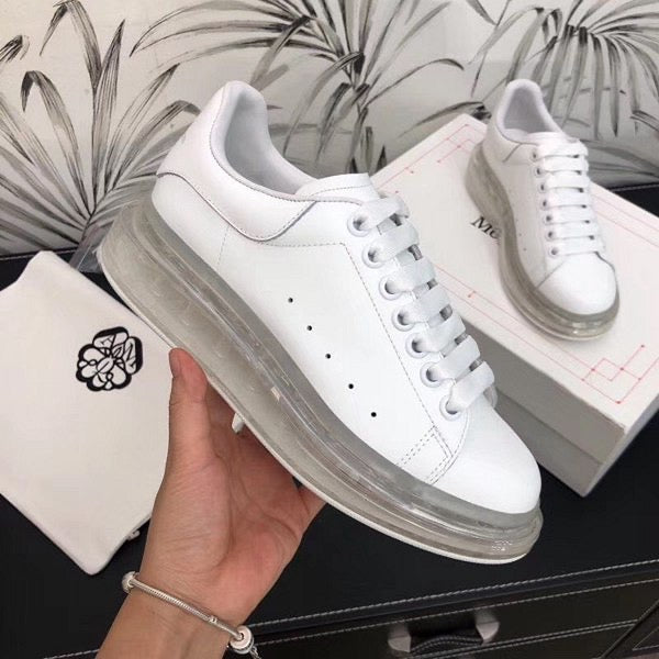 Oversized Transparent Sneaker