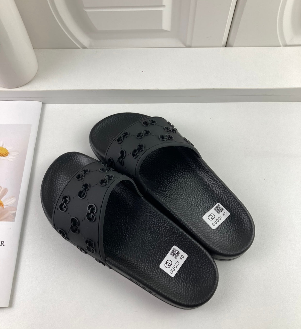 Logo Slides