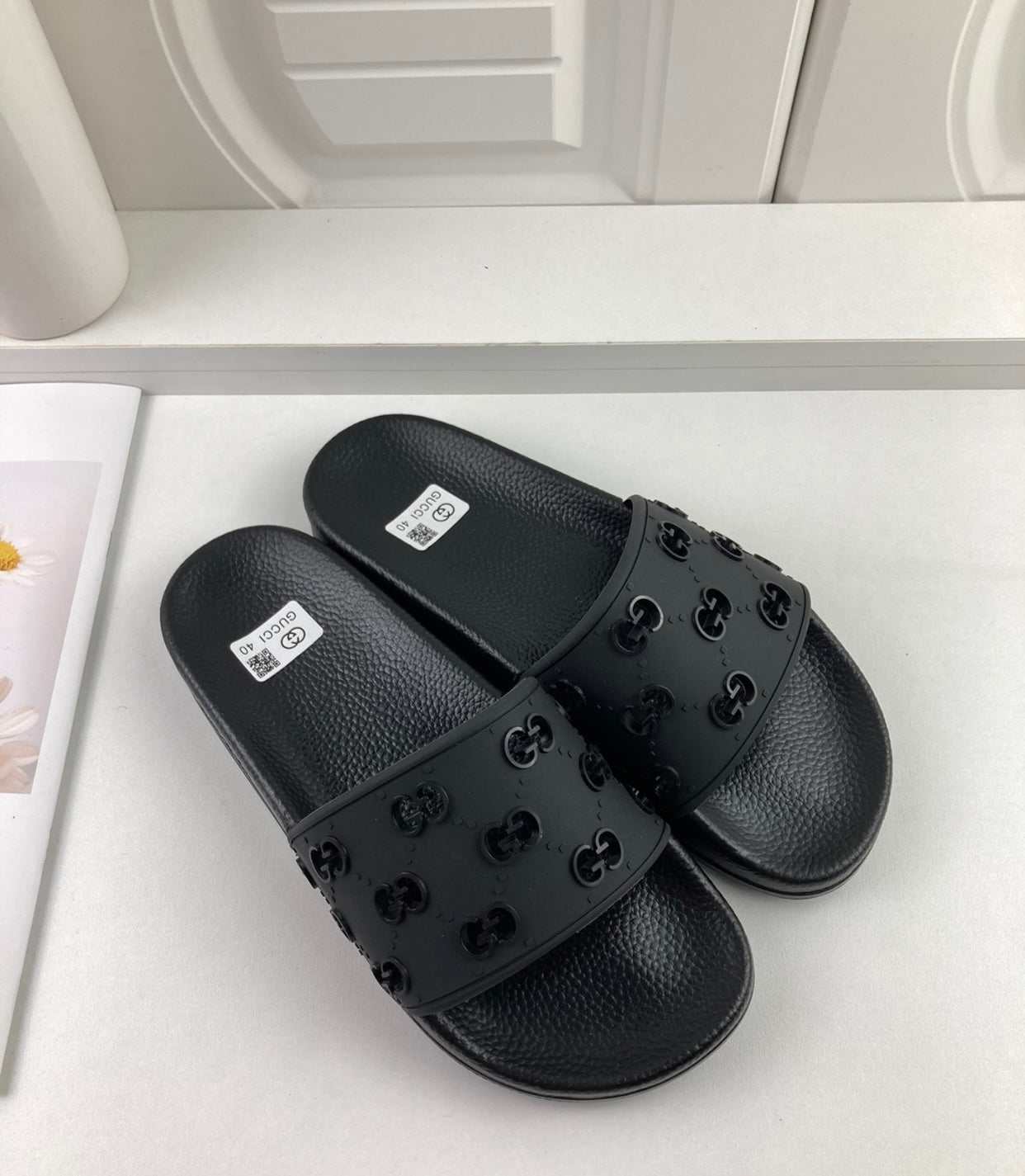 Logo Slides