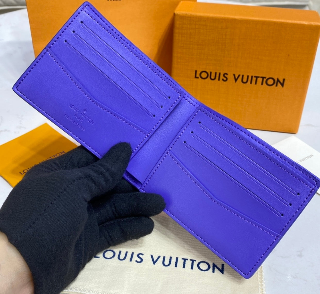 Multiple Wallet