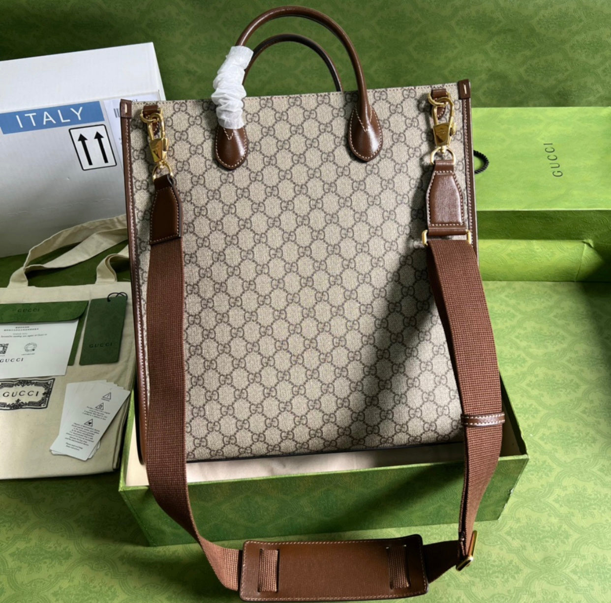 Medium Tote