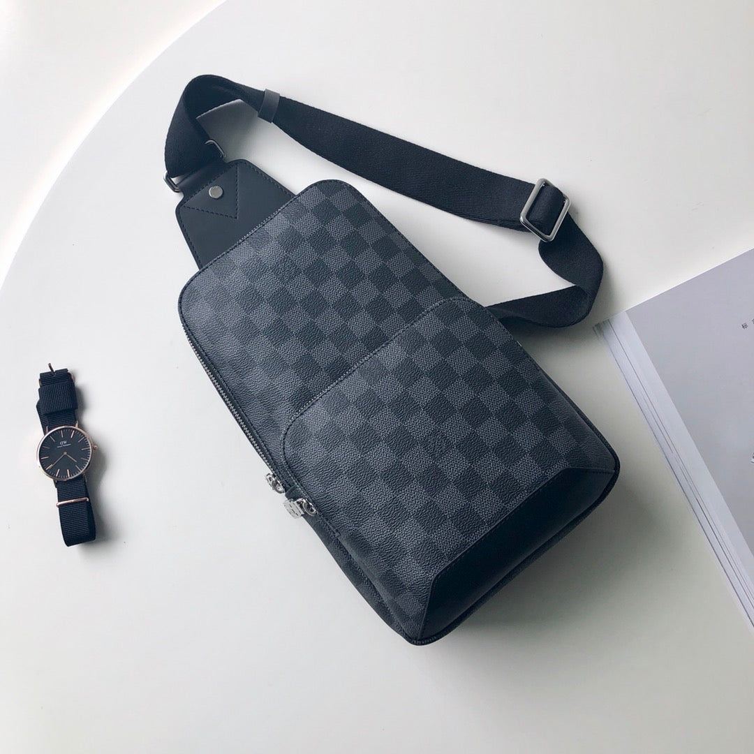 Avenue Sling Bag
