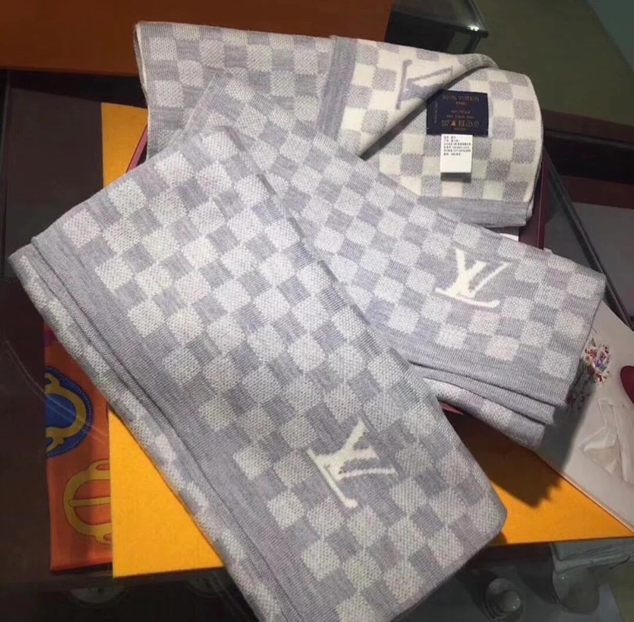 LV Scarf