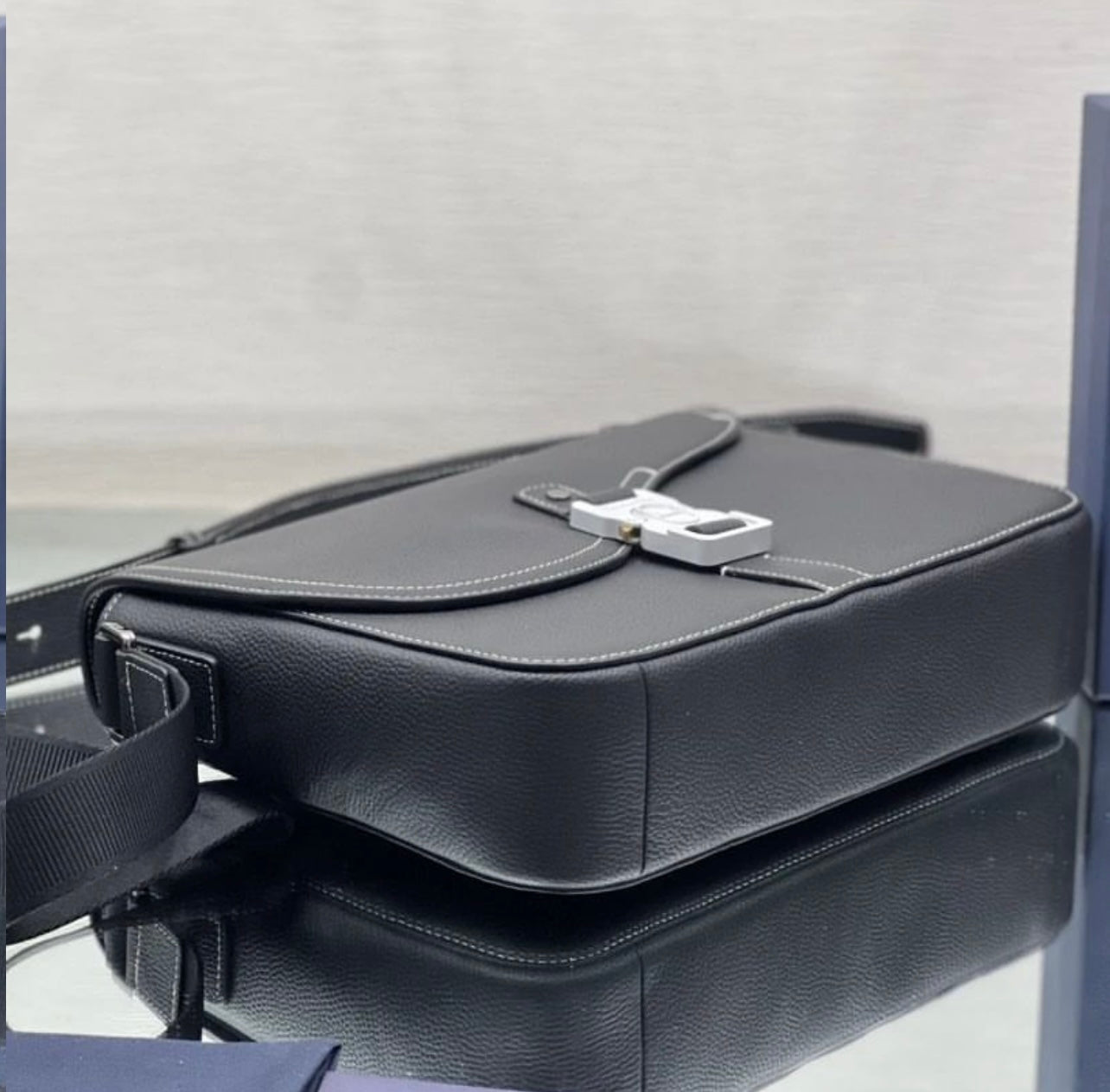 Saddle Messenger Bag