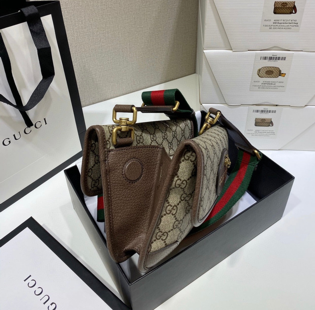 Neo Small Messenger Bag