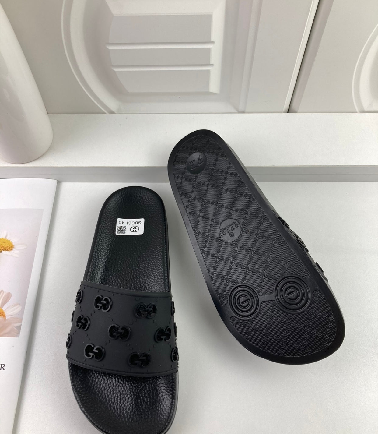 Logo Slides