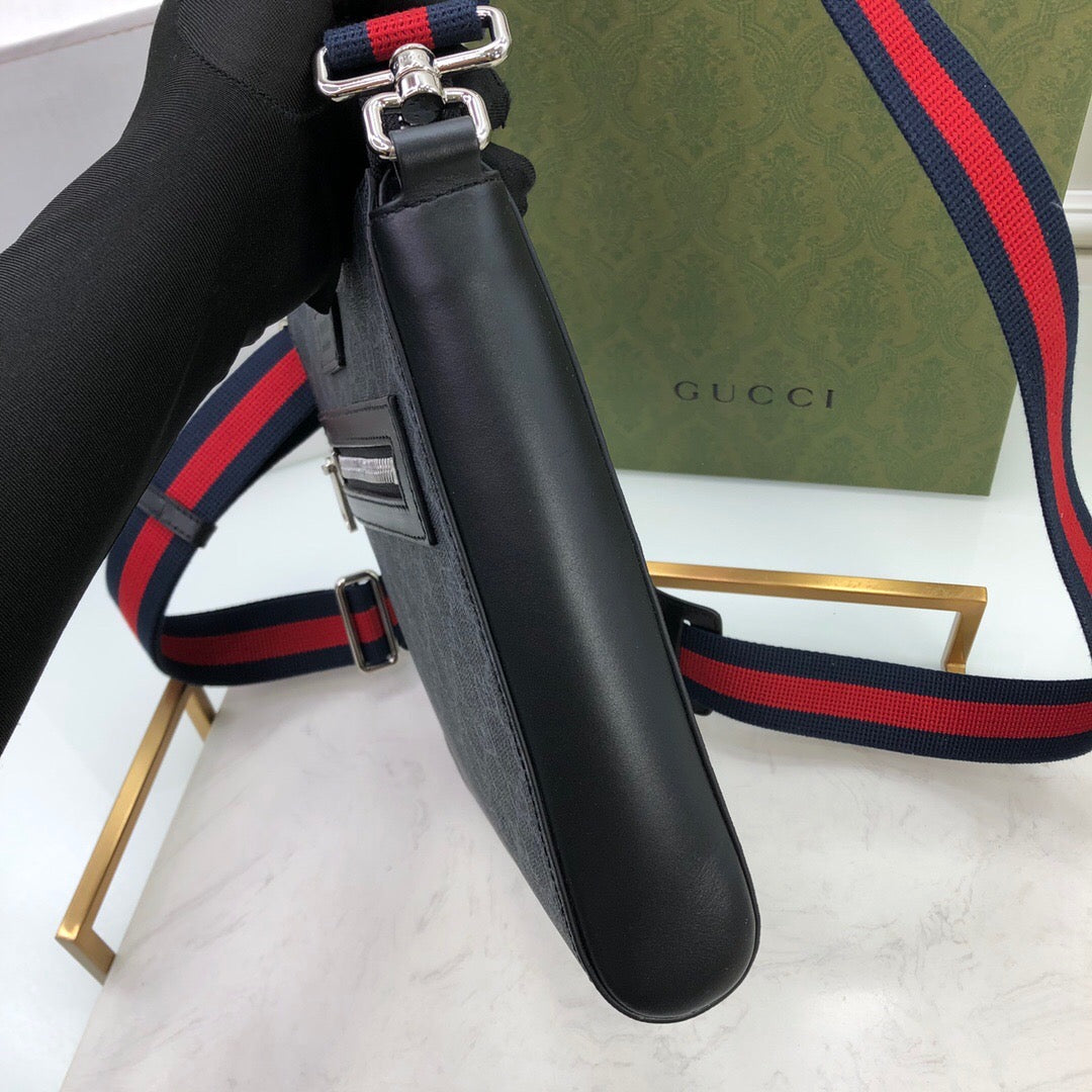 Small Messenger Bag