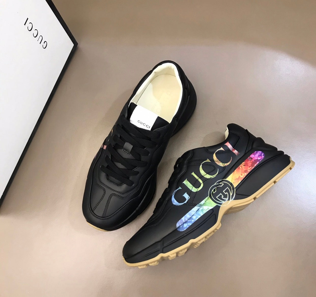 Rhyton Trainers