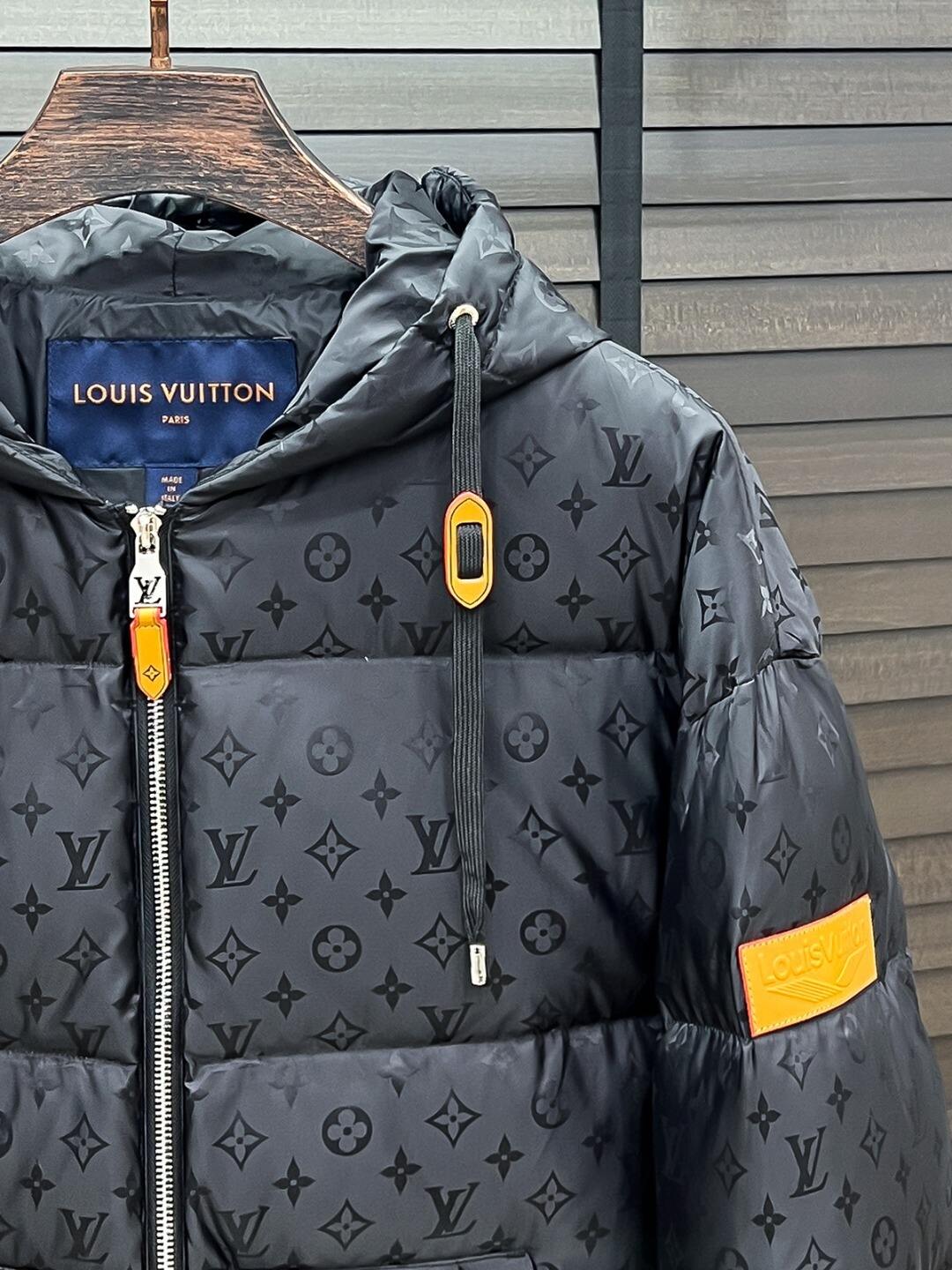 Logo Jacket