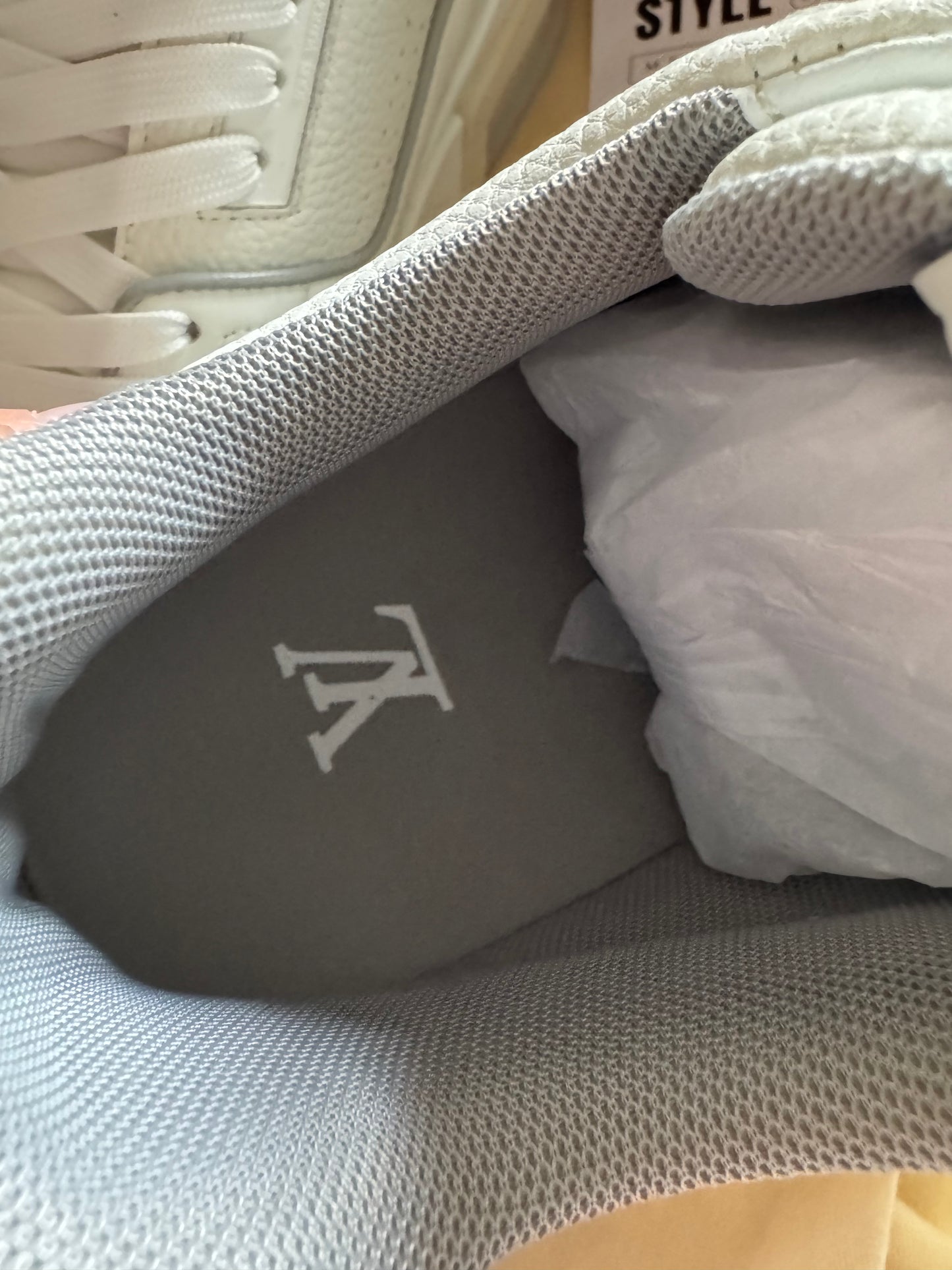 Logo Trainers