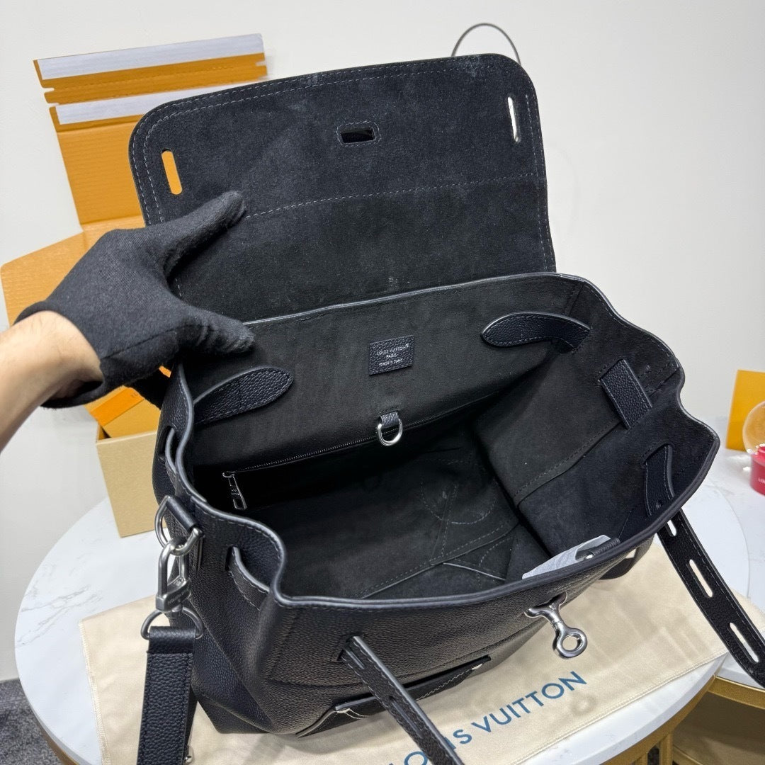 Streamer Tote