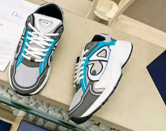 B30 Sneaker