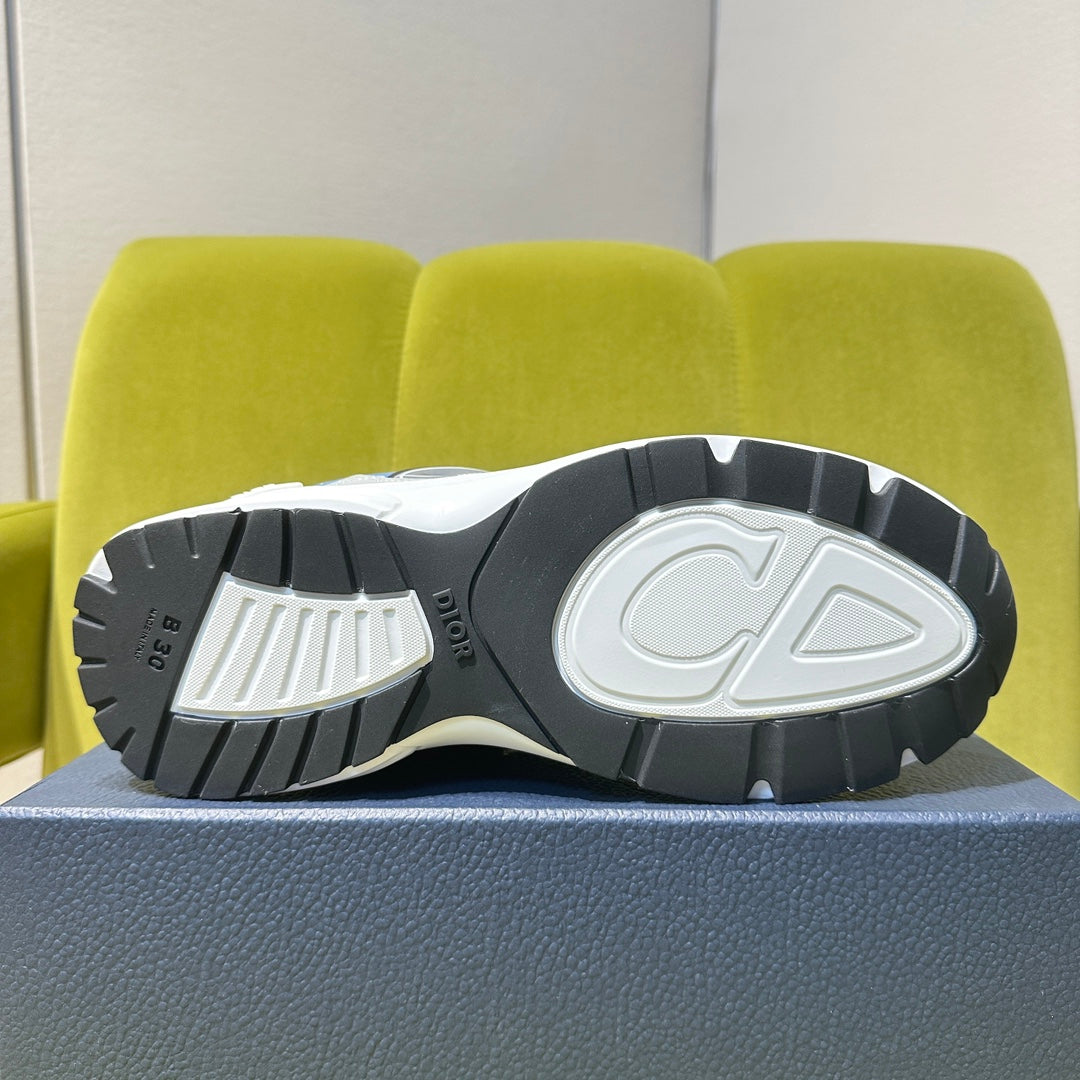 B30 Sneaker