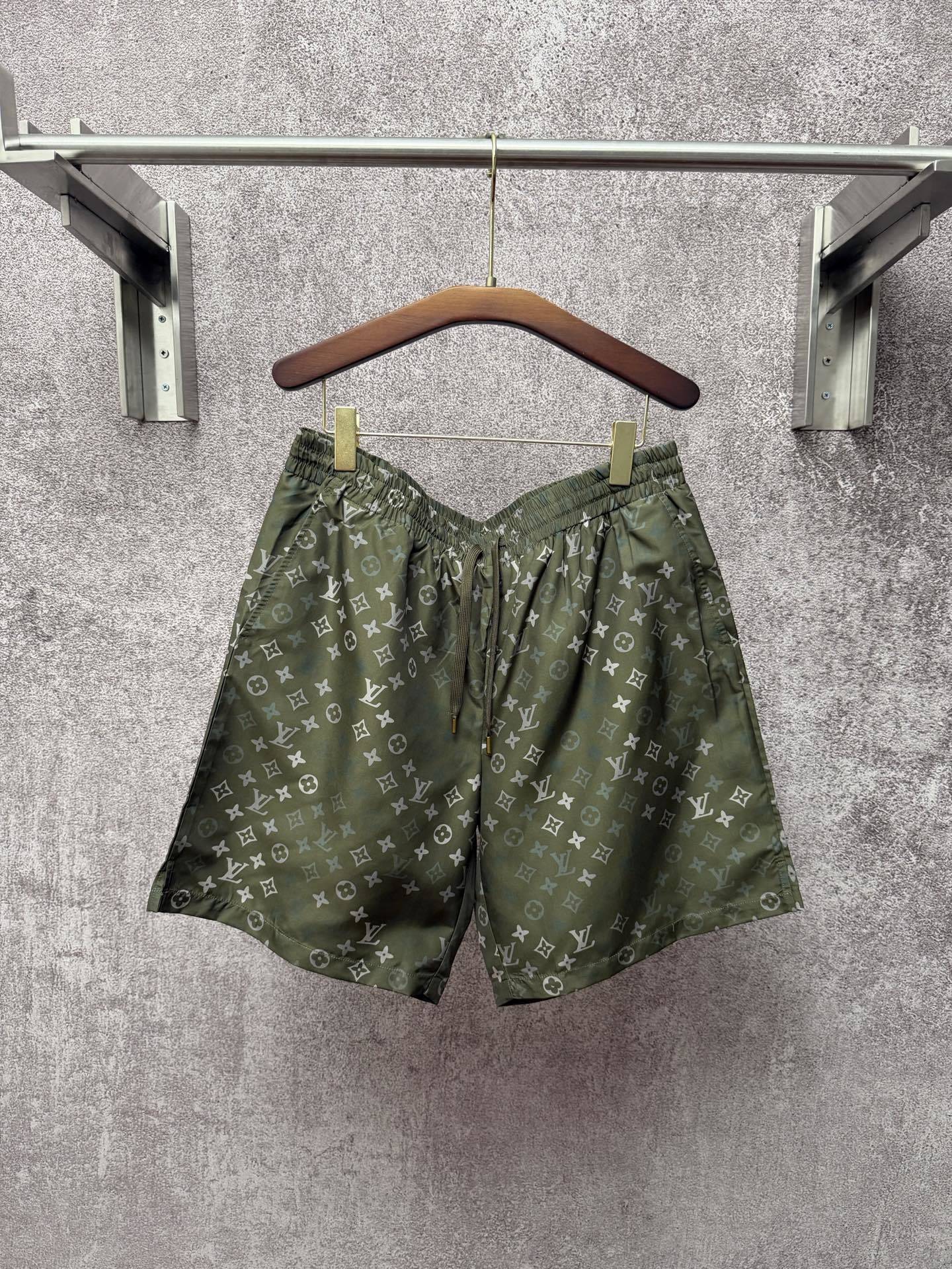 Logo Shorts