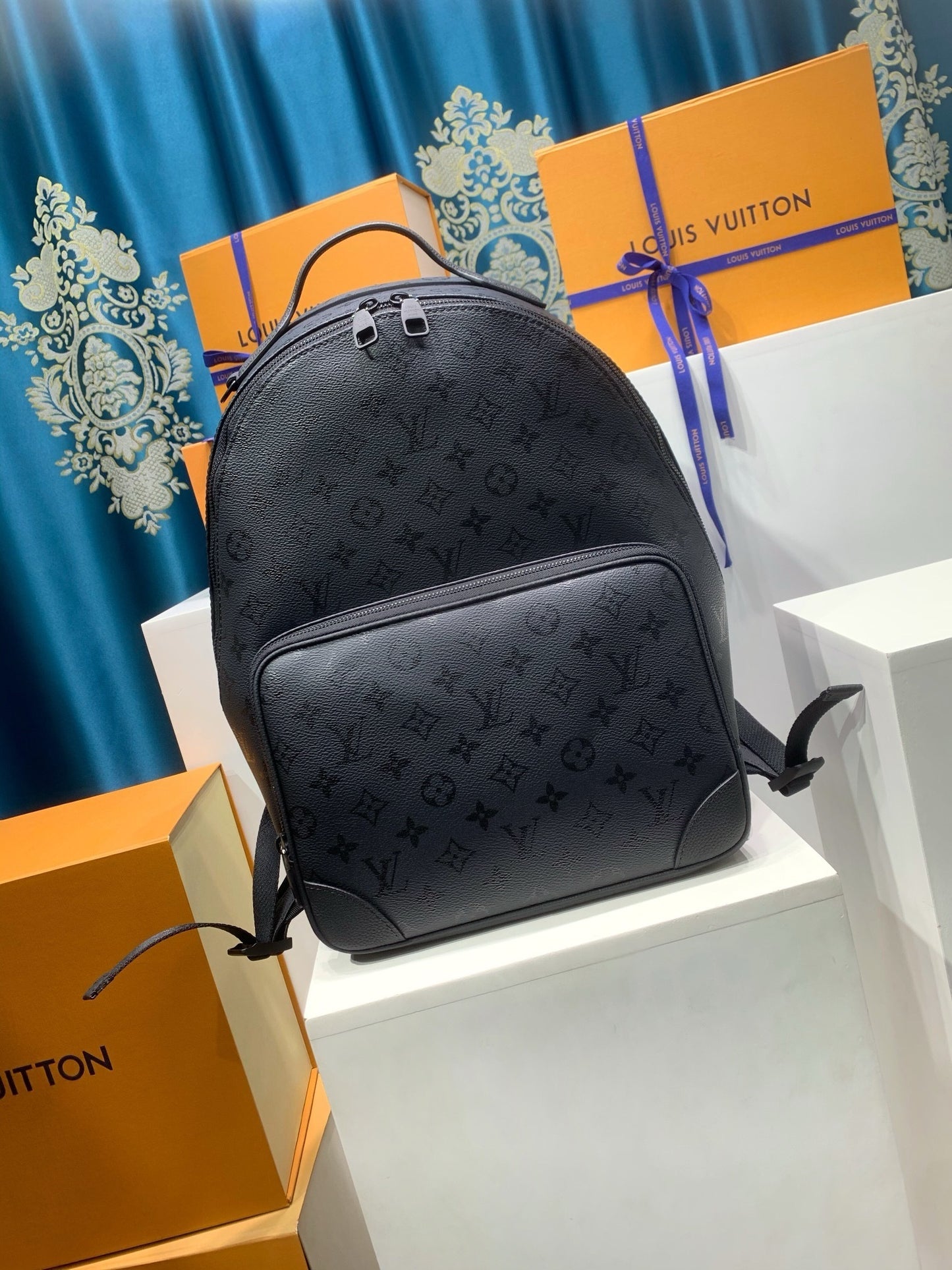 Discovery Cargo