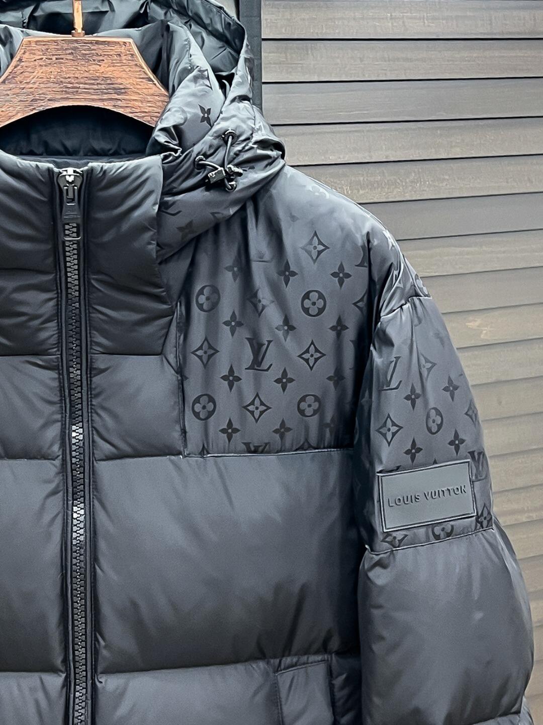 Logo Jacket