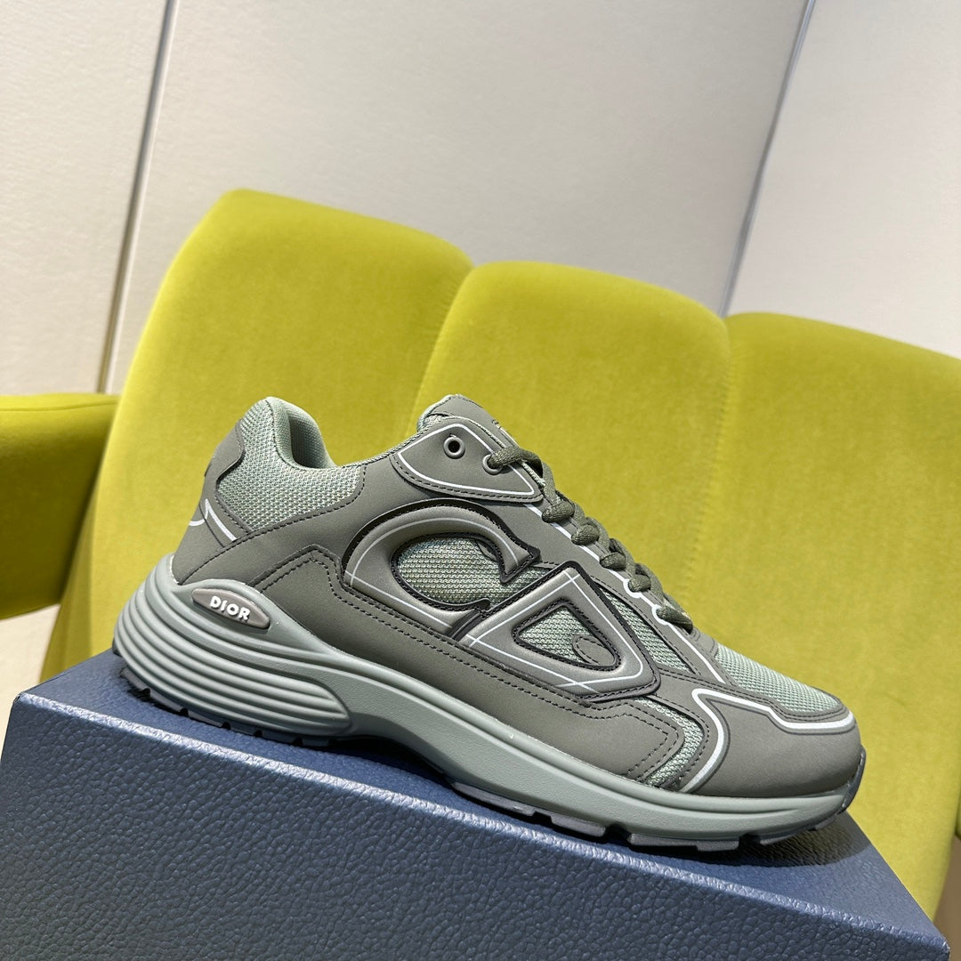 B30 Sneaker