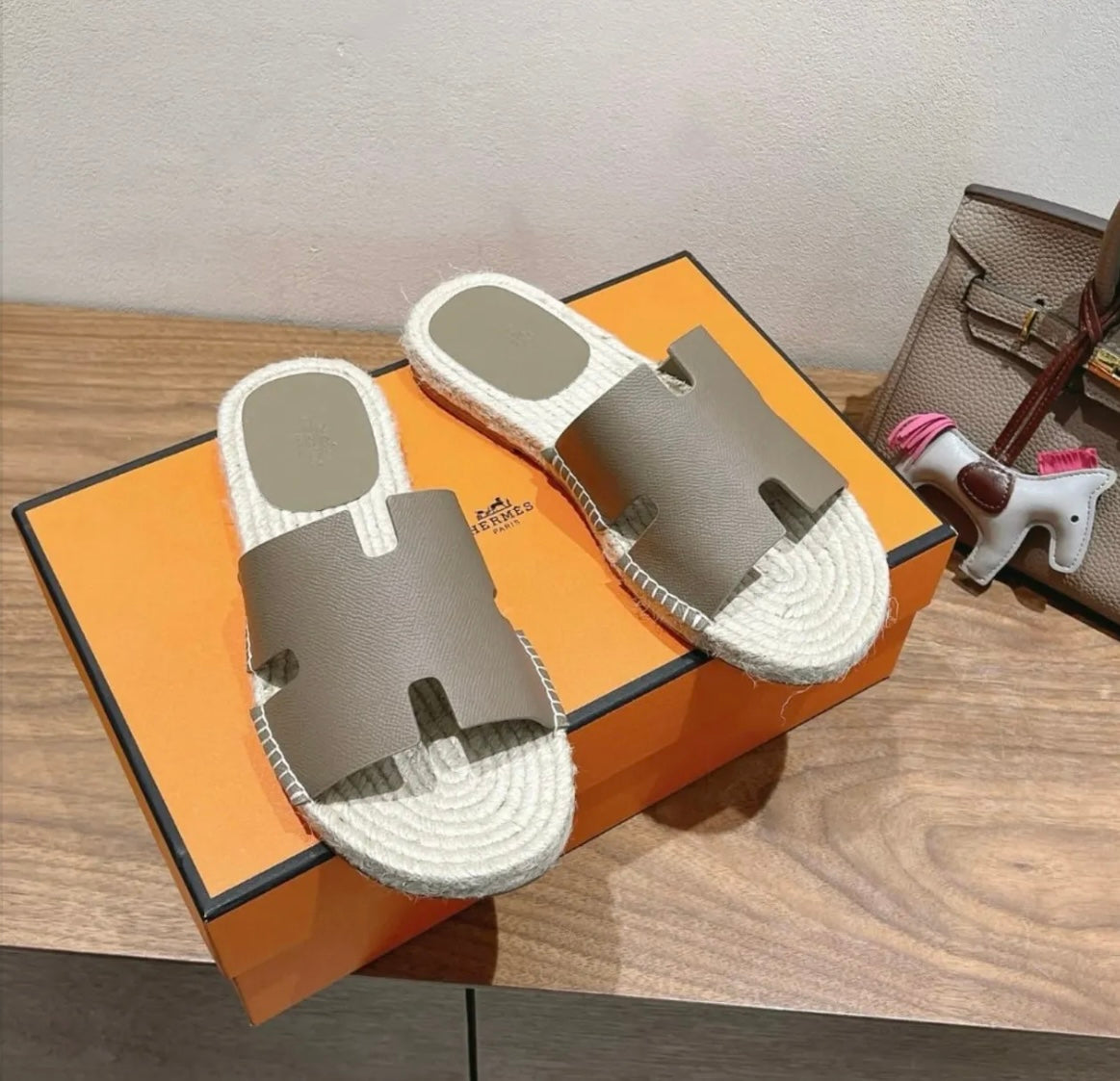 Izmir Sandals