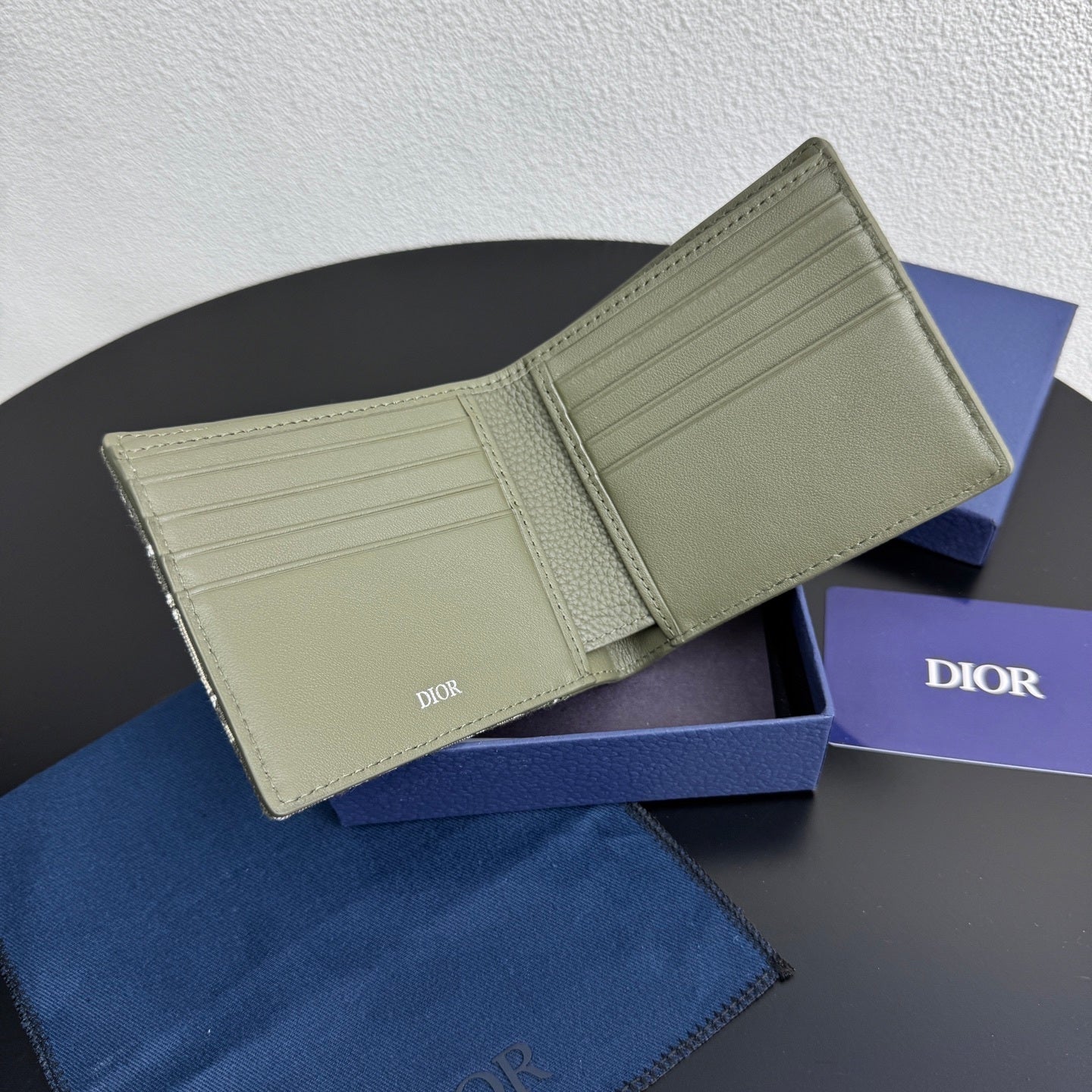 Oblique Wallet