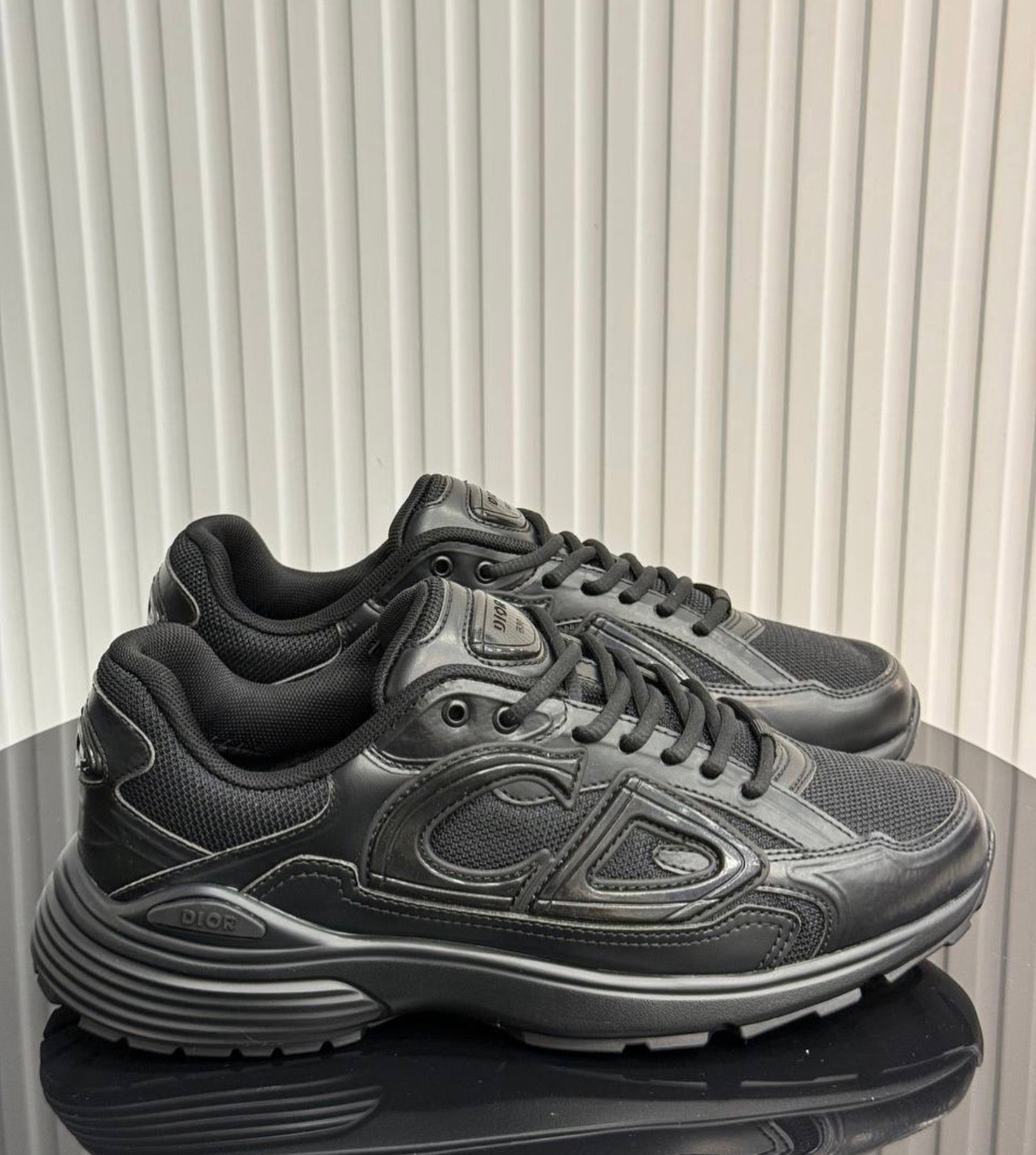 B30 Sneaker