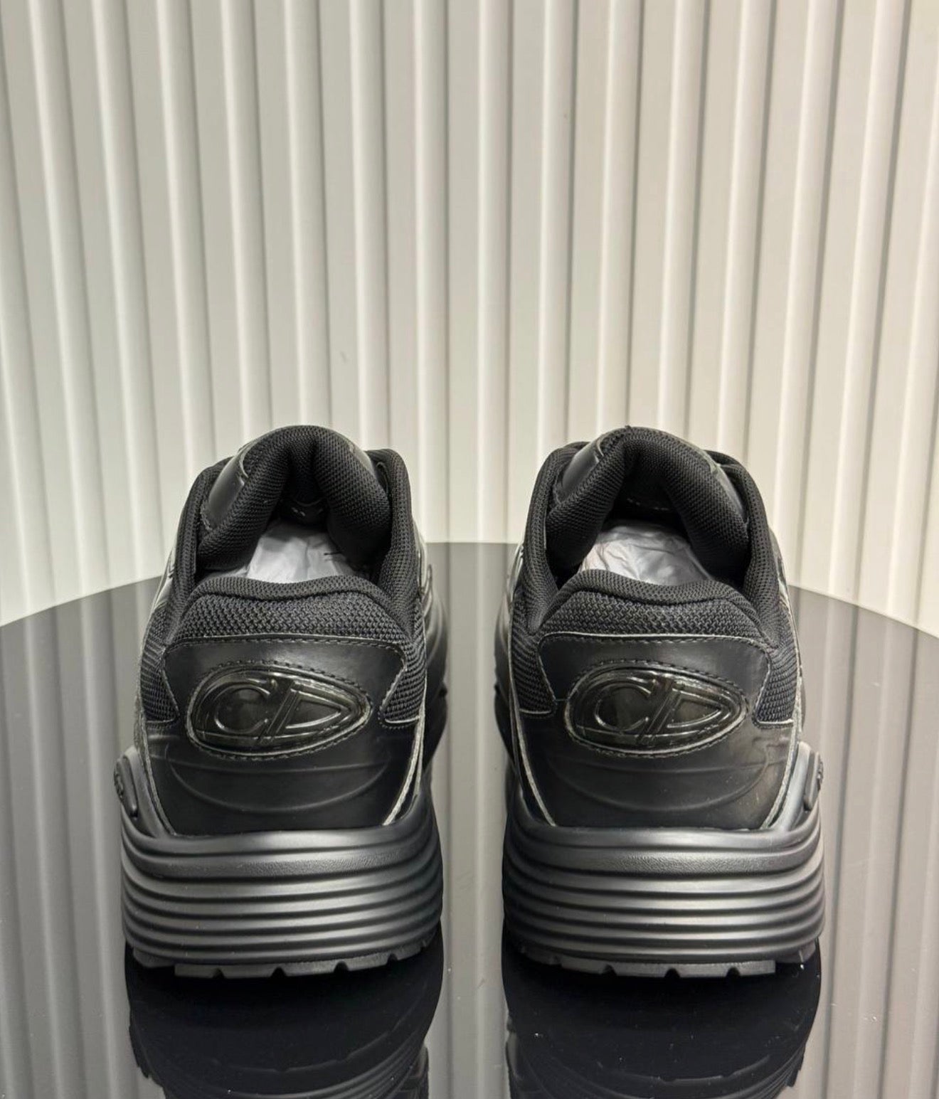 B30 Sneaker