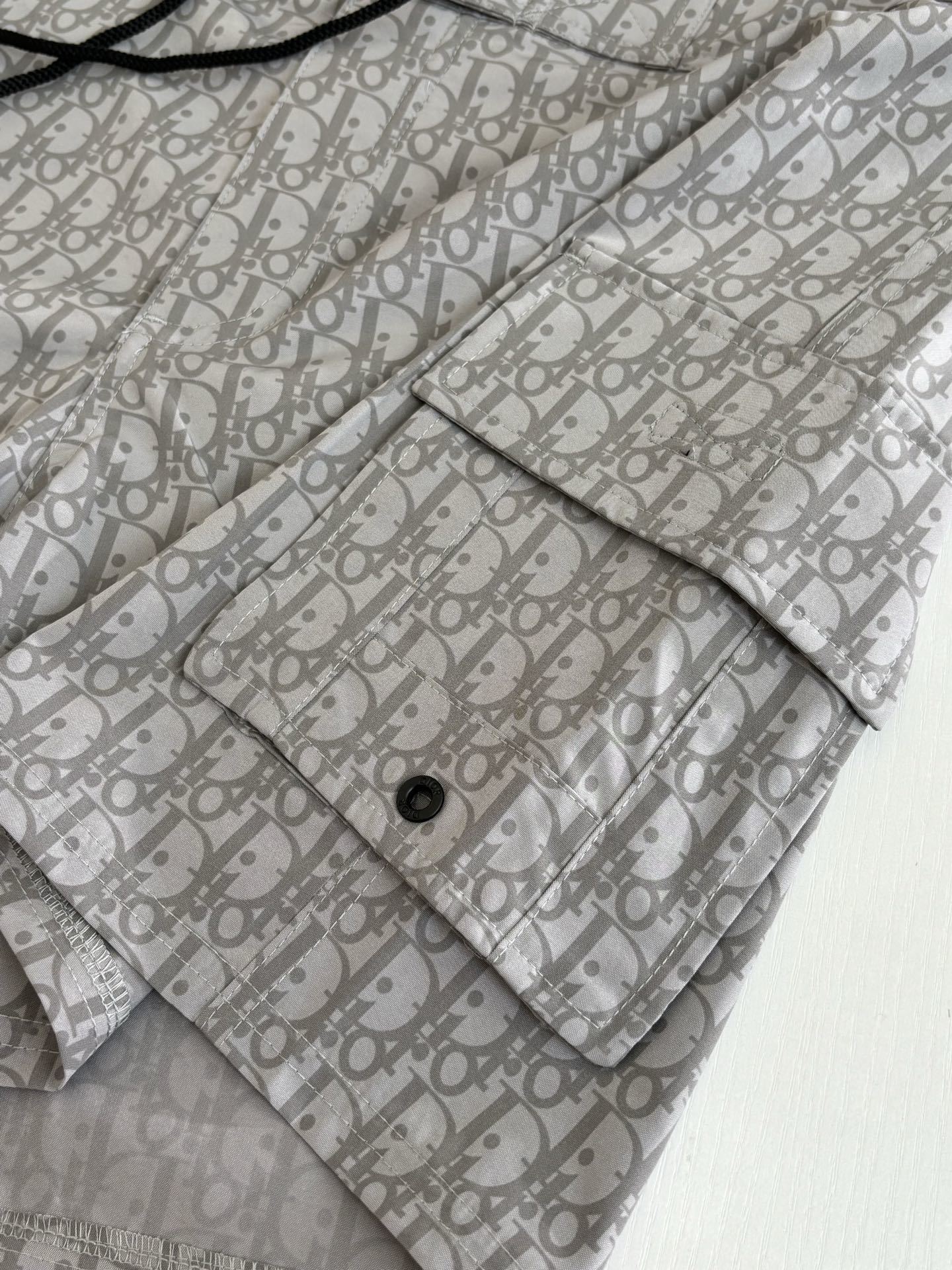 Logo Shorts