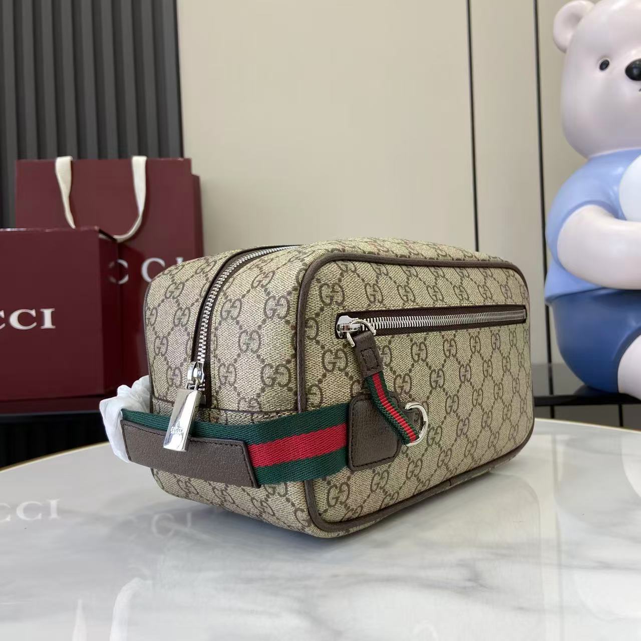 Medium Toiletry Case