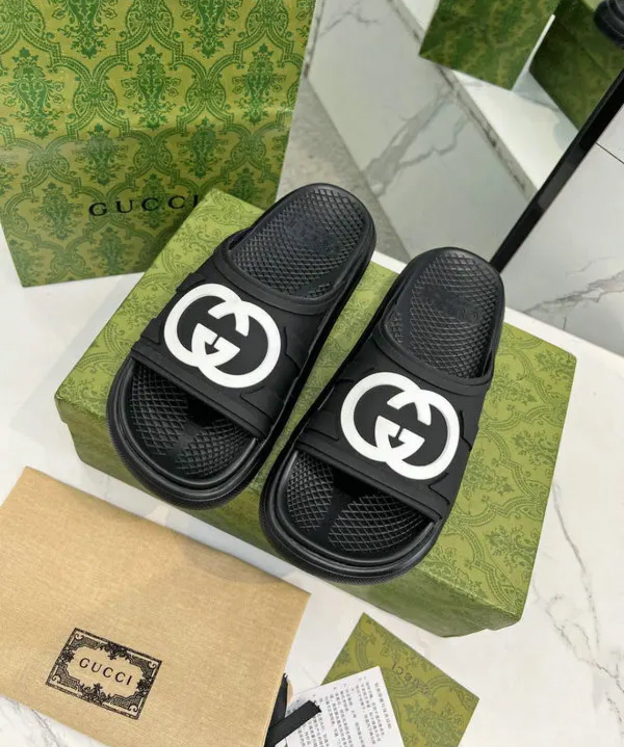 Logo Slides