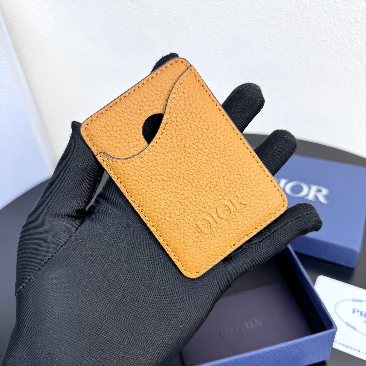 Leather Magsafe Card Holder