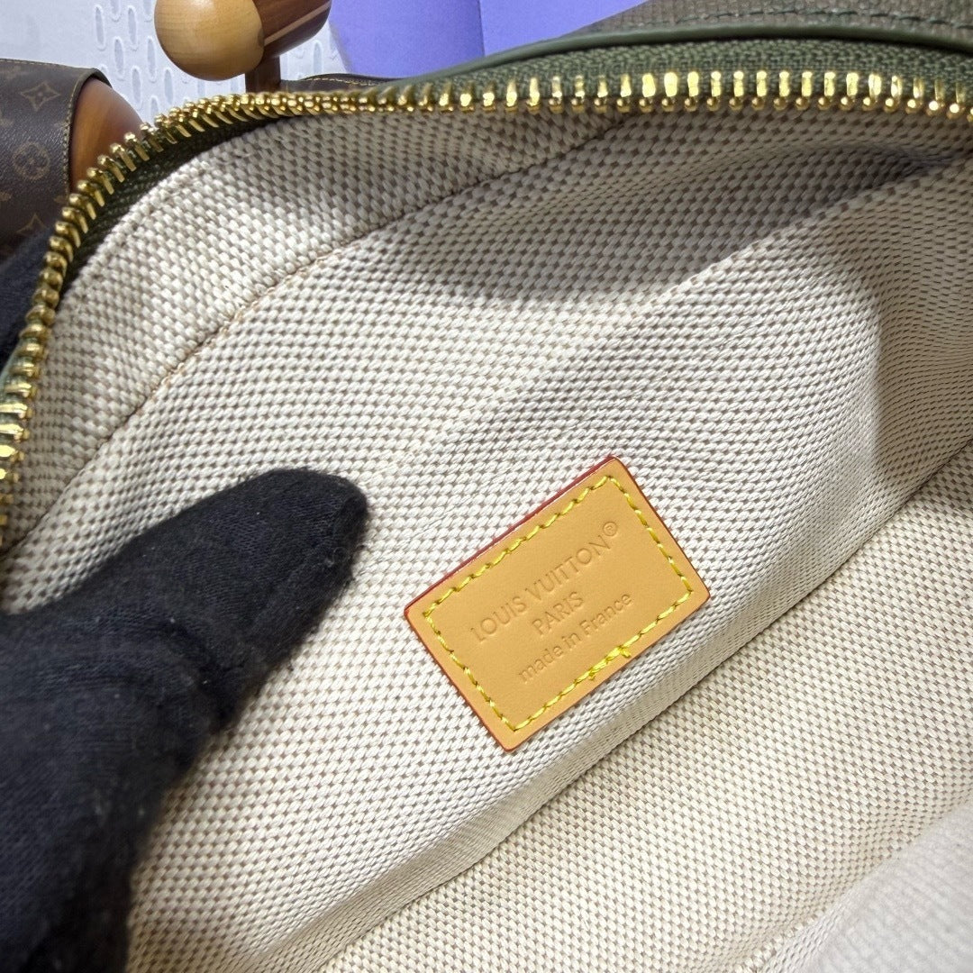 Trocadero Wearable Wallet