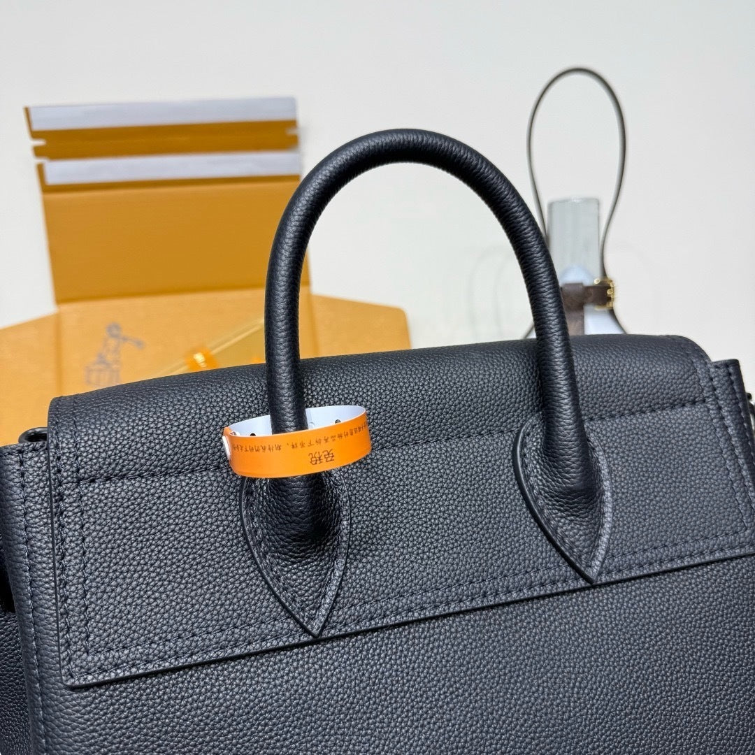 Streamer Tote