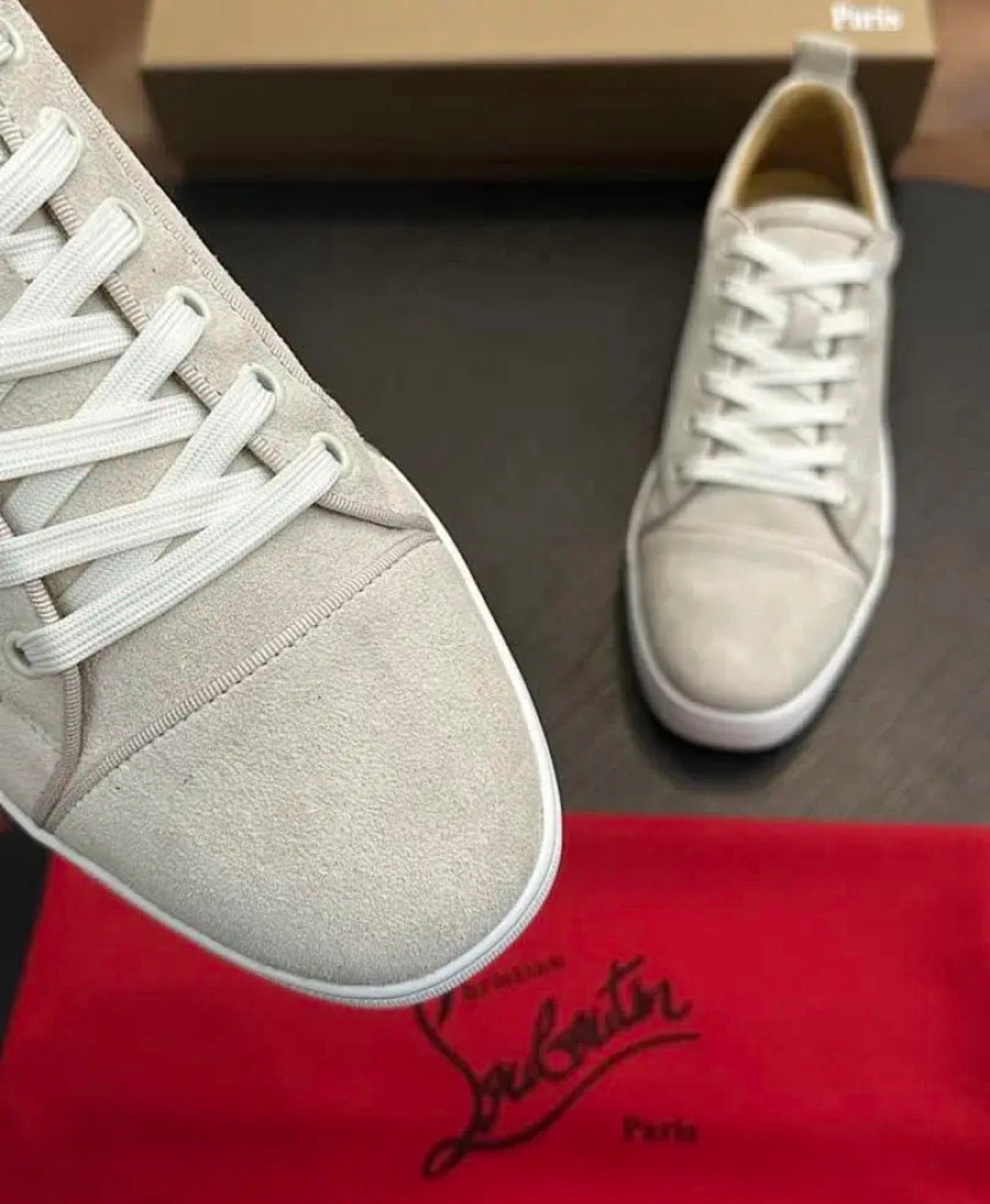 Louis Suede