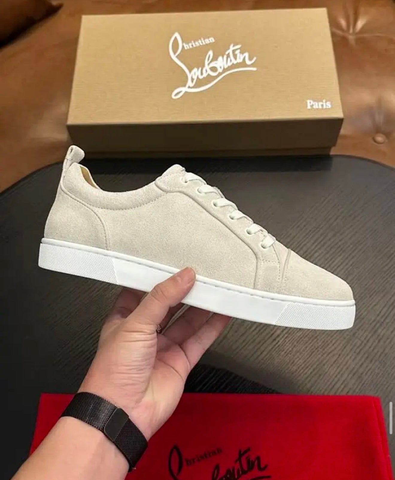 Louis Suede
