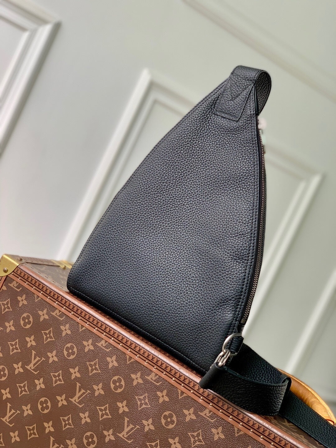 Delta Sling Bag