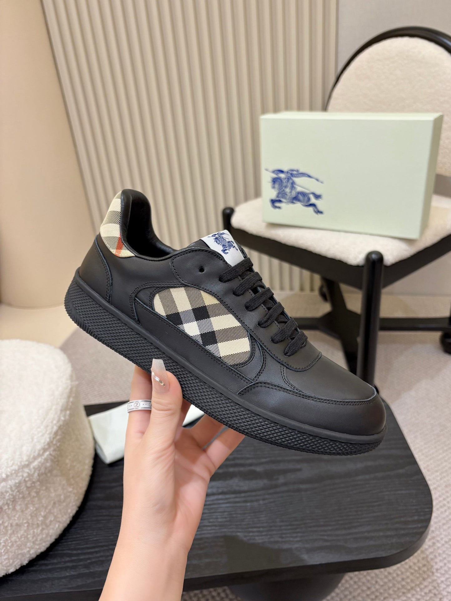Check Trainers