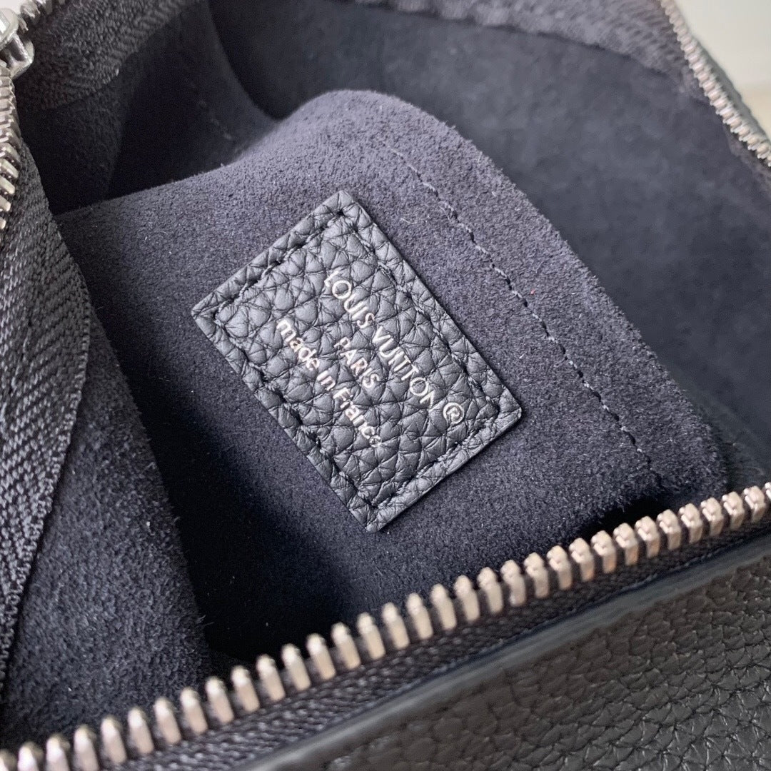 Delta Sling Bag