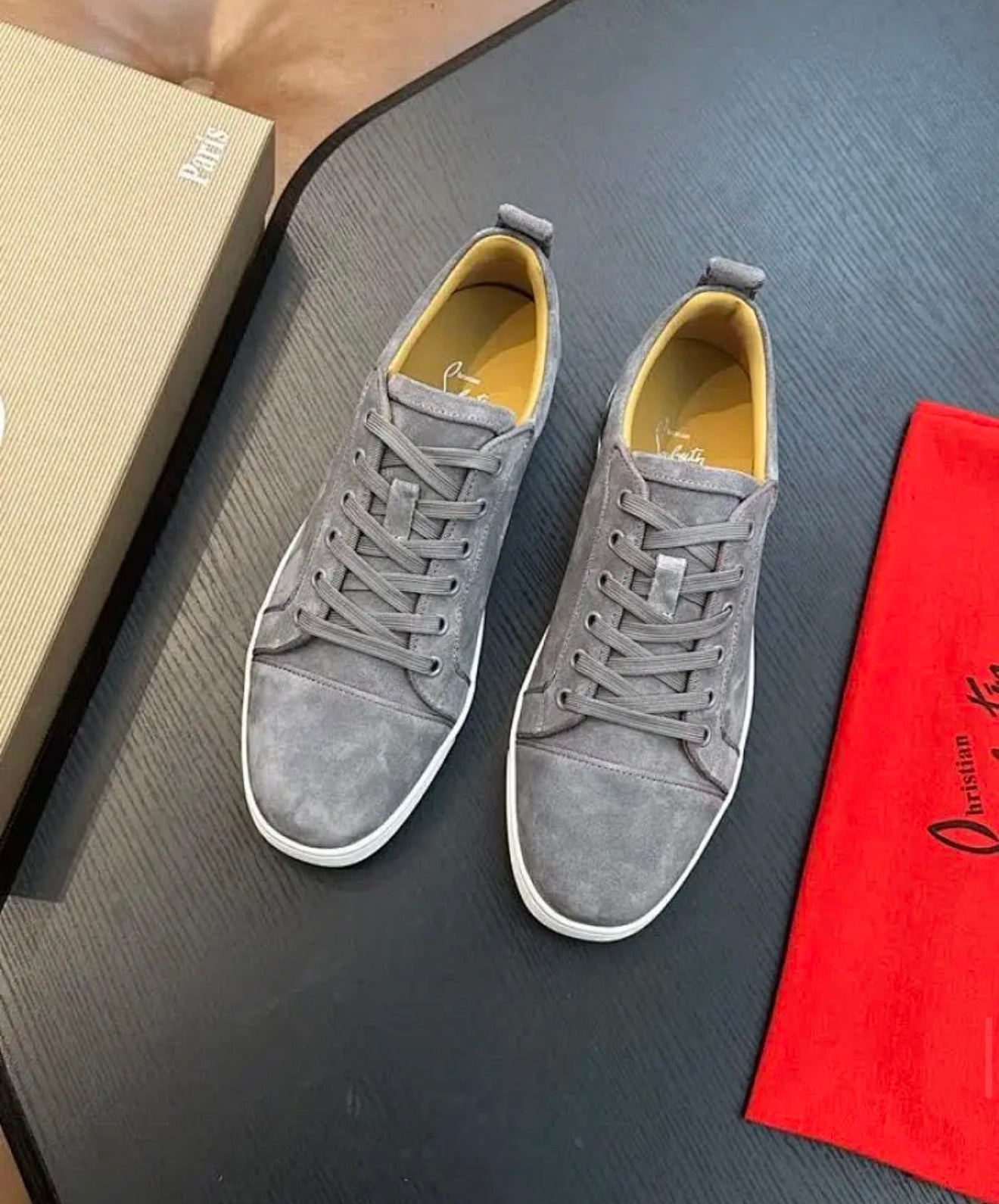 Louis Suede