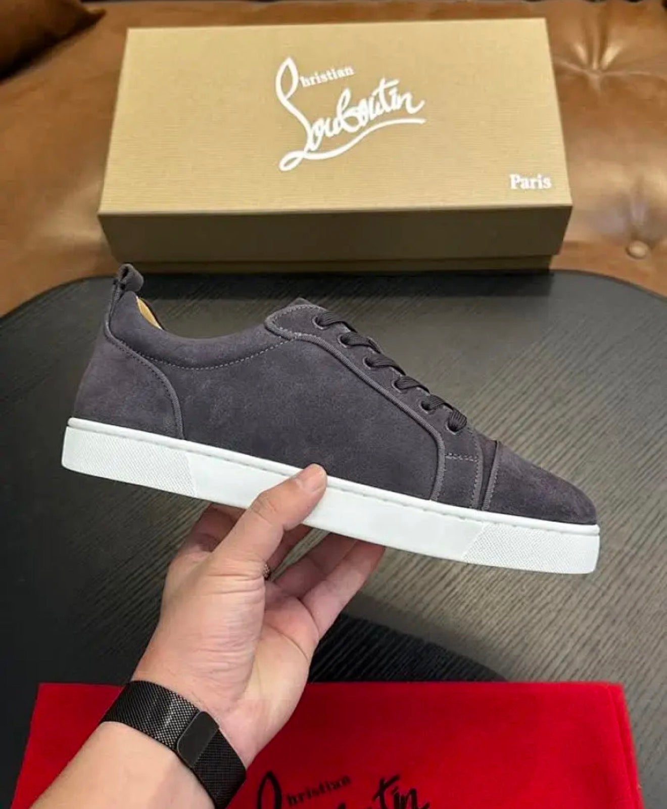 Louis Suede