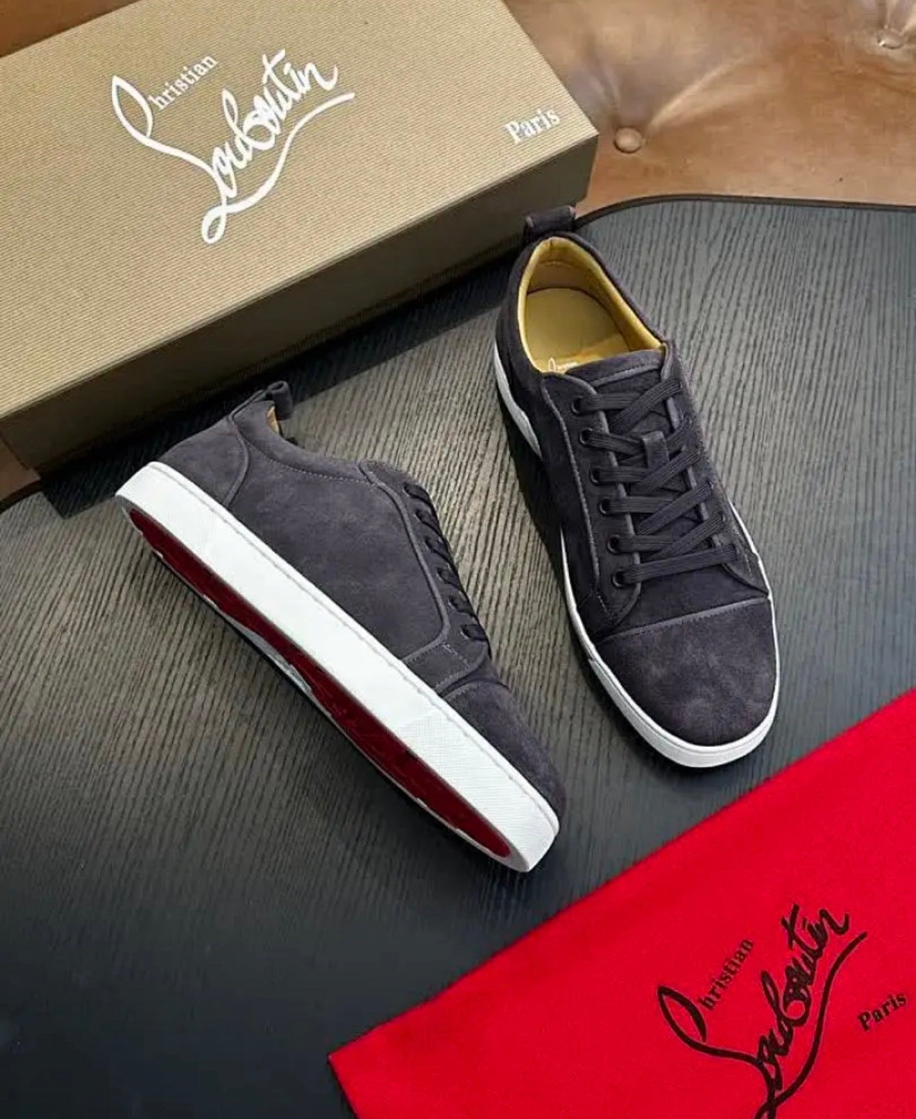 Louis Suede