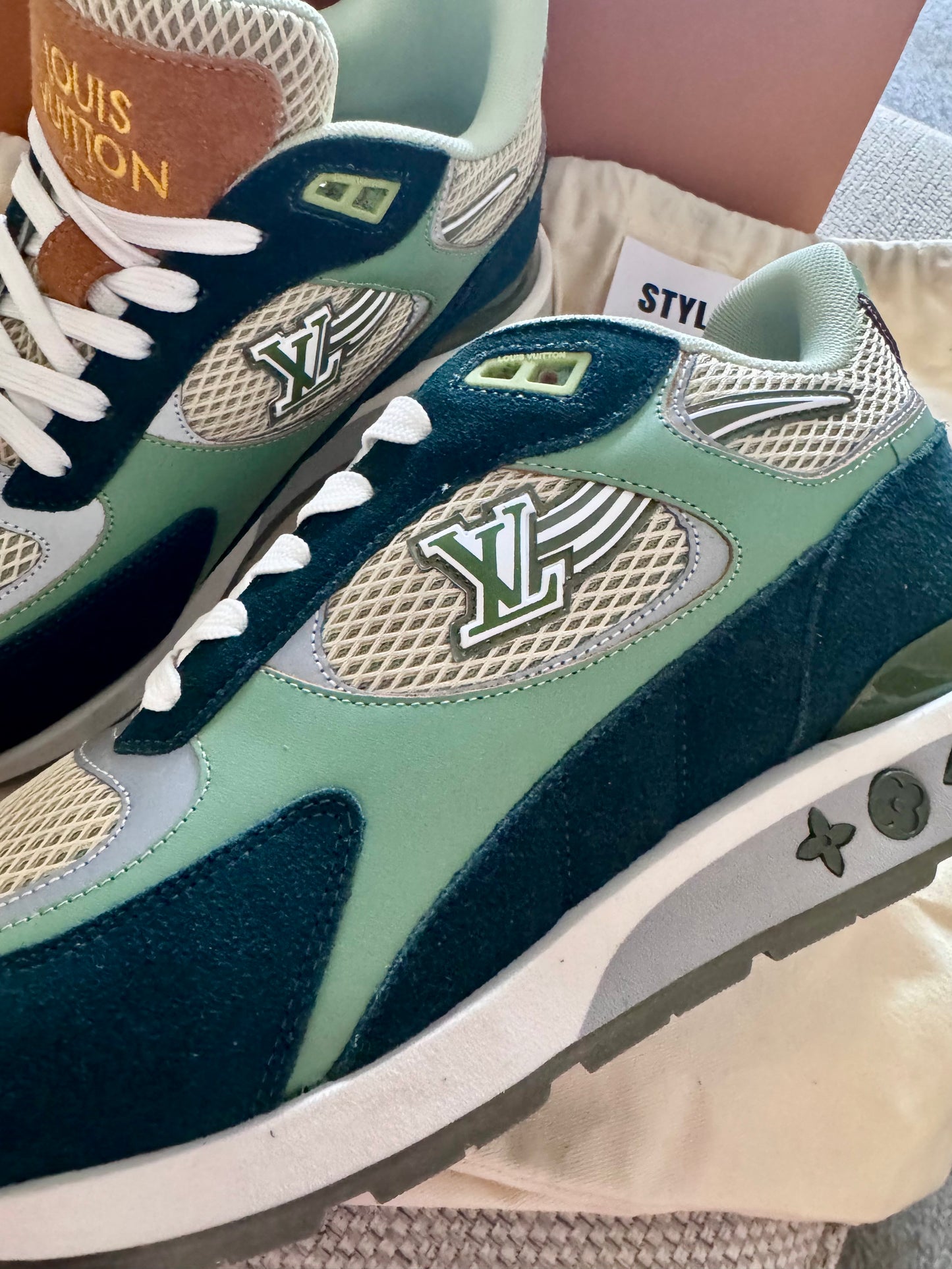 Logo Trainers