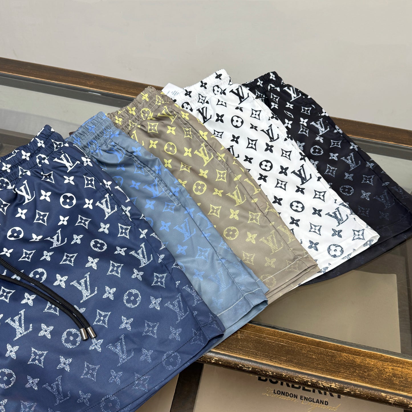 Logo Shorts