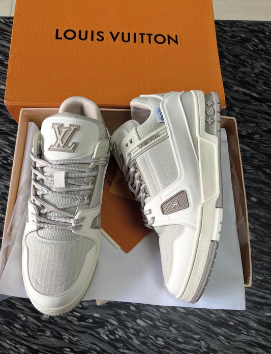 Logo Trainers
