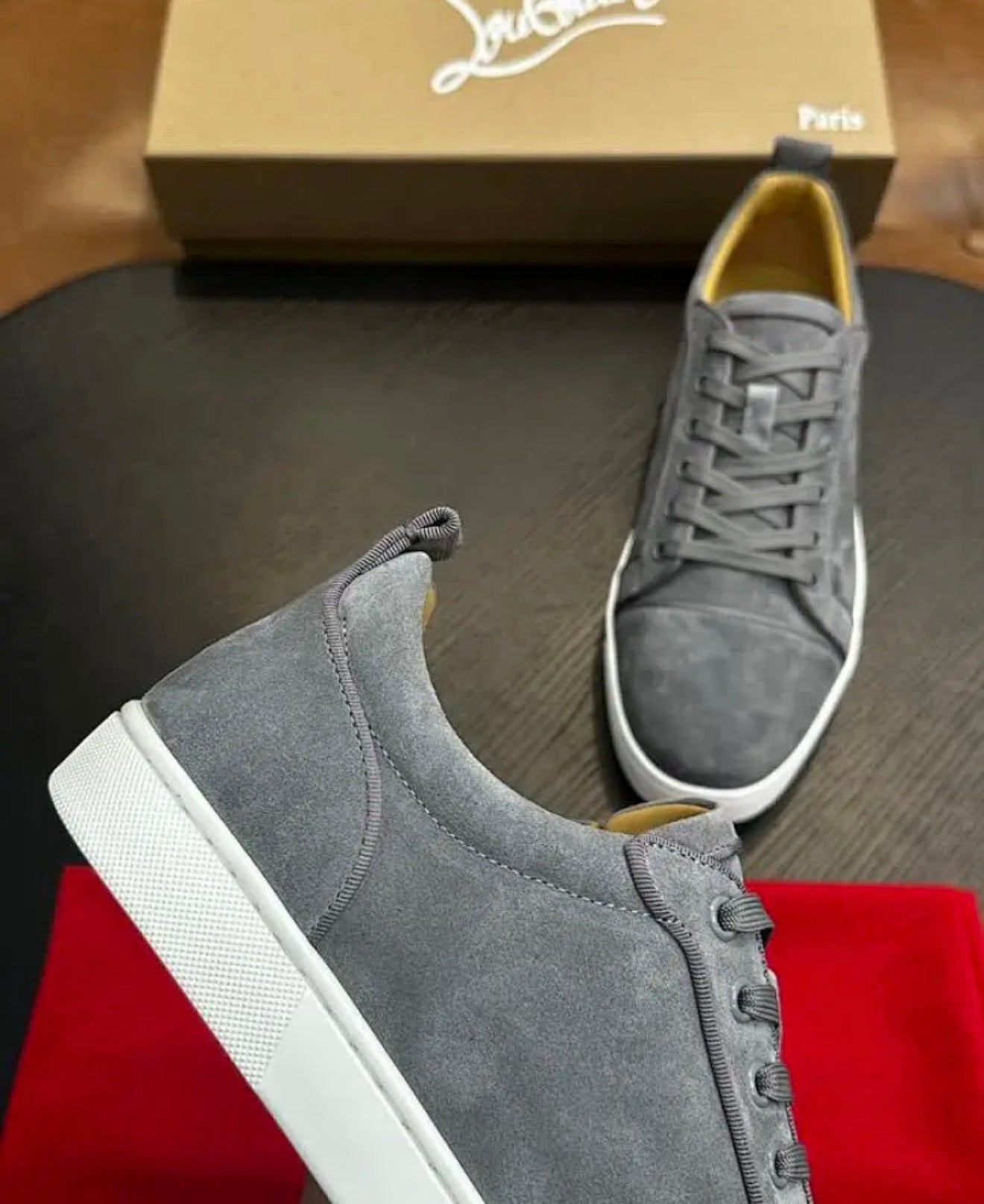 Louis Suede