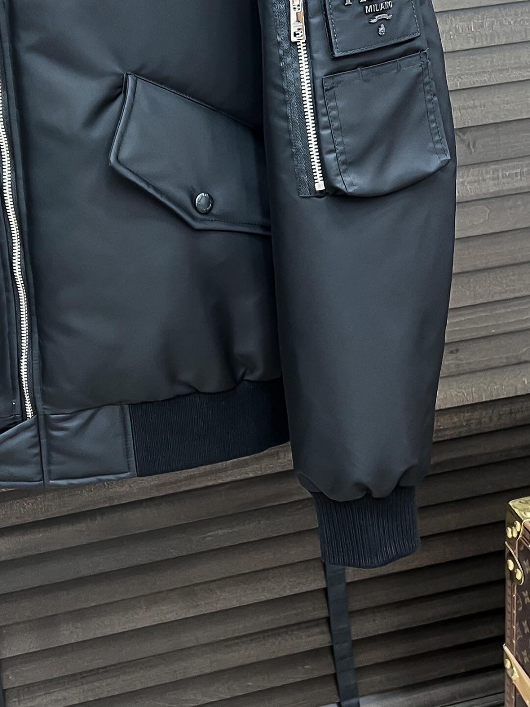 Logo Jacket