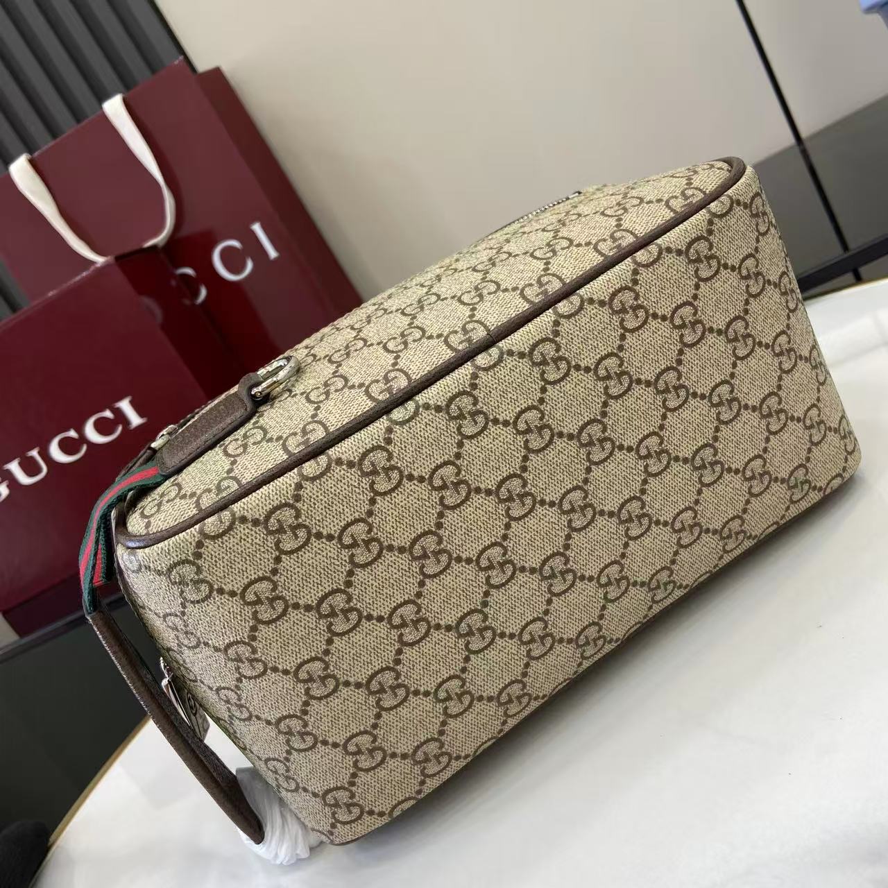 Medium Toiletry Case