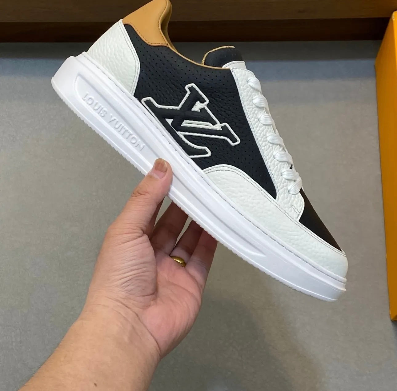 Beverley Hills Trainers