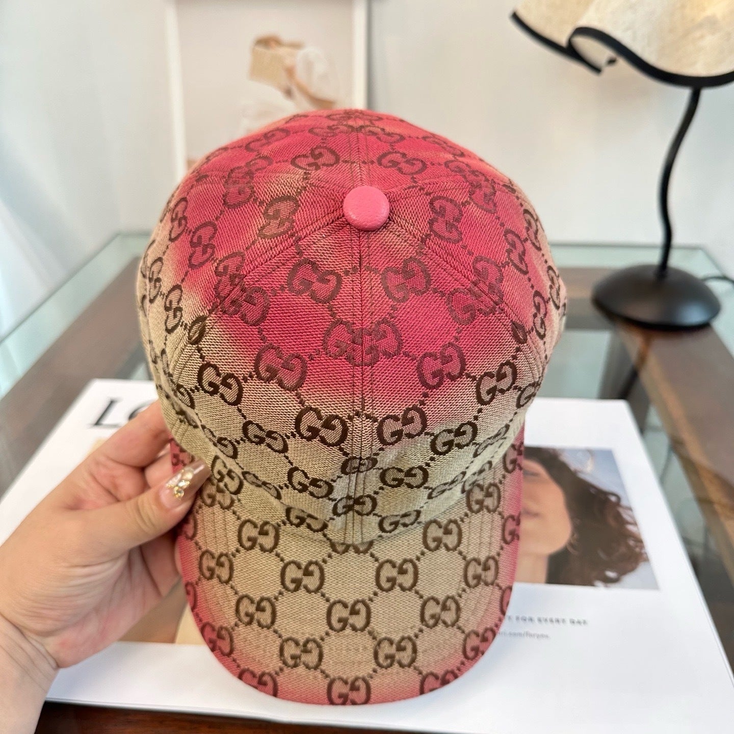 Logo Cap