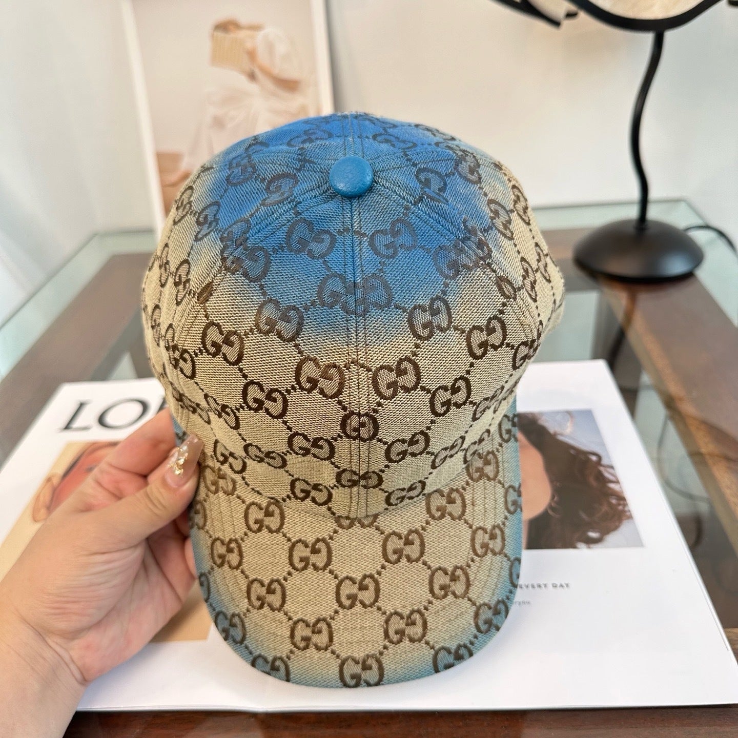 Logo Cap