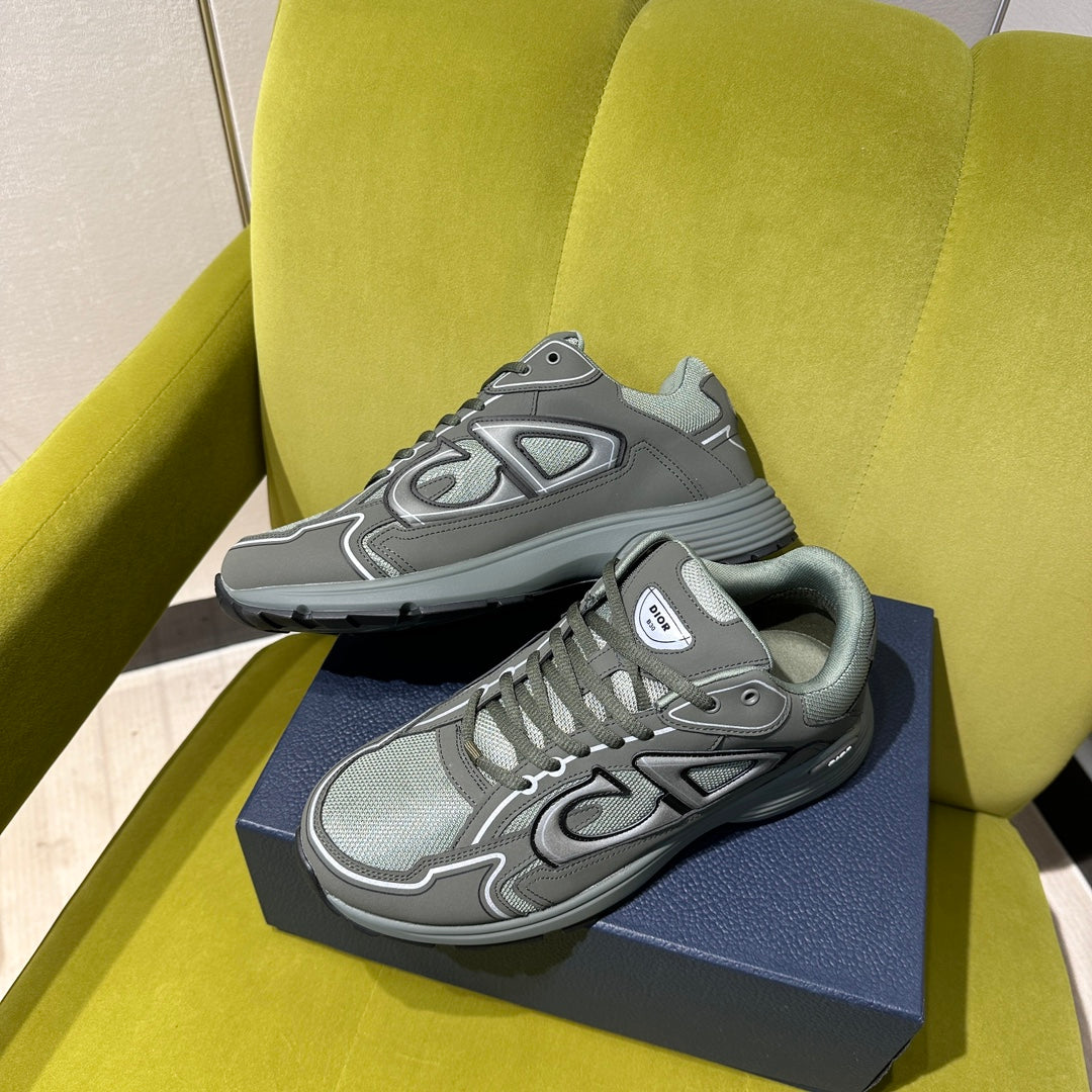 B30 Sneaker